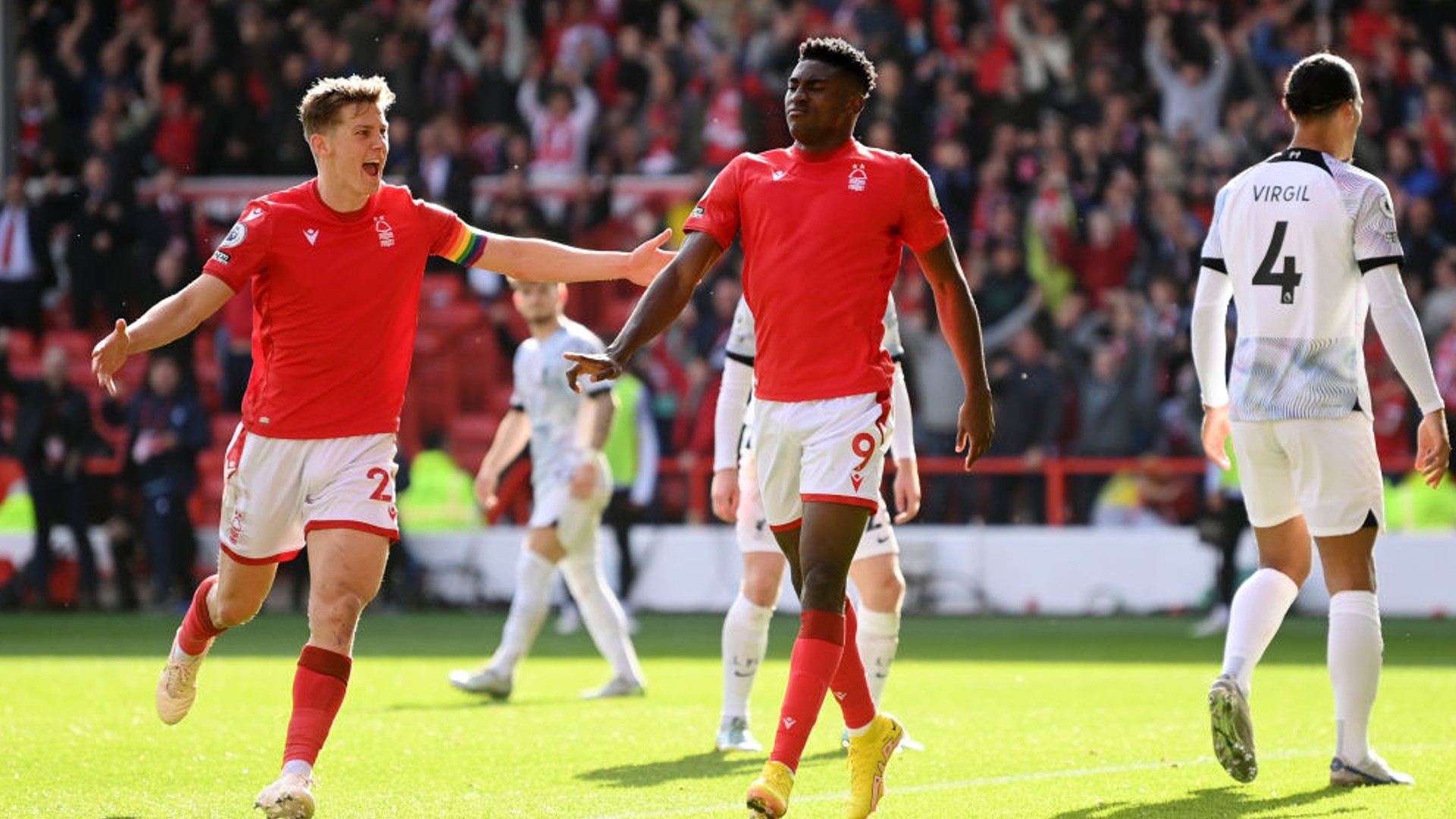 普适的主题 普适的主题